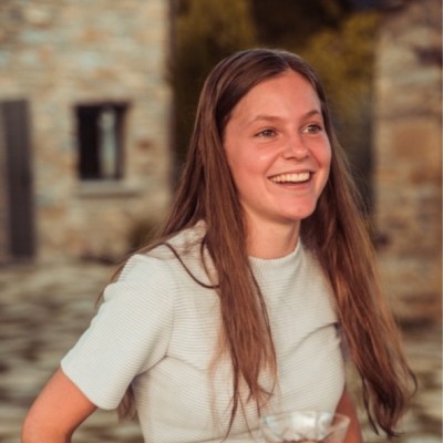 Julie De Schaepmeester x Nowjobs x duaal digitaal