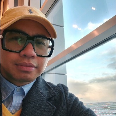 Kenneth Ravelo - Edge